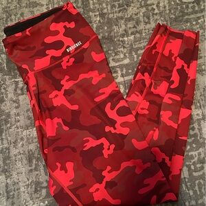 Birdiebee Red Camo Leggings